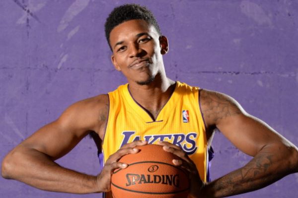 赛对抗中的 赛对抗中的